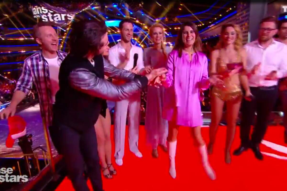 Danse Avec Les Stars Une Robe Trop Courte Pour Karine Ferri Qui