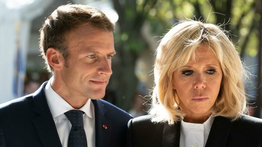 Emmanuel Et Brigitte Macron Depensent 500000 Euros Pour Renover La Salle Des Fetes De L Elysee Gala