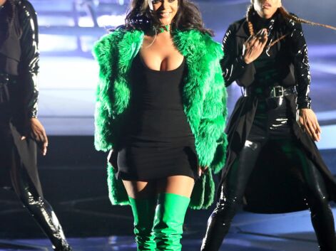 Rihanna, lutine sexy aux iHeartRadio Awards