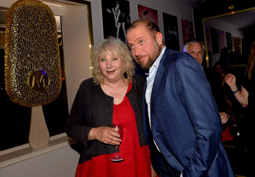 Fils Yolande Moreau Et Son Mari Soirée du Tout nouveau testament à la plage Magnum - Gala