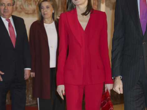 Letizia d'Espagne sublime en total look rouge