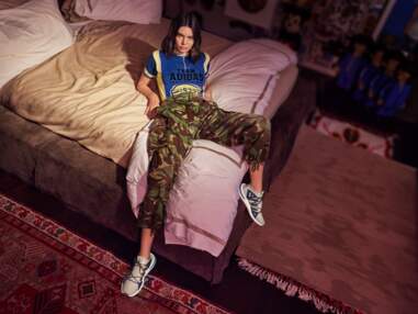 Kendall Jenner pose dans son dressing pour Adidas