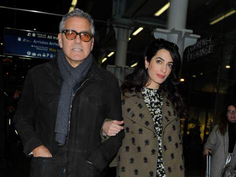 George et Amal Clooney débarquent de l'Eurostar pour Londres