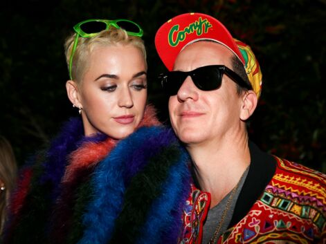 PHOTOS - Katy Perry s'affiche les cheveux ultra courts à Coachella
