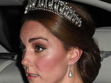 Kate Middleton porte la tiare de Diana à un banquet au palais de Buckingham