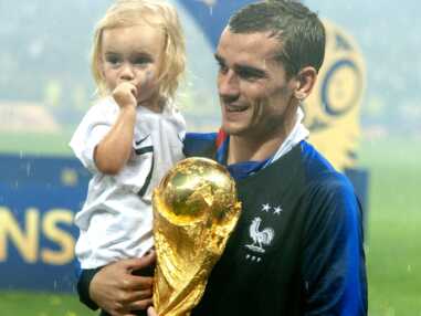 PHOTOS - Griezmann et sa fille Mia après la victoire des Bleus