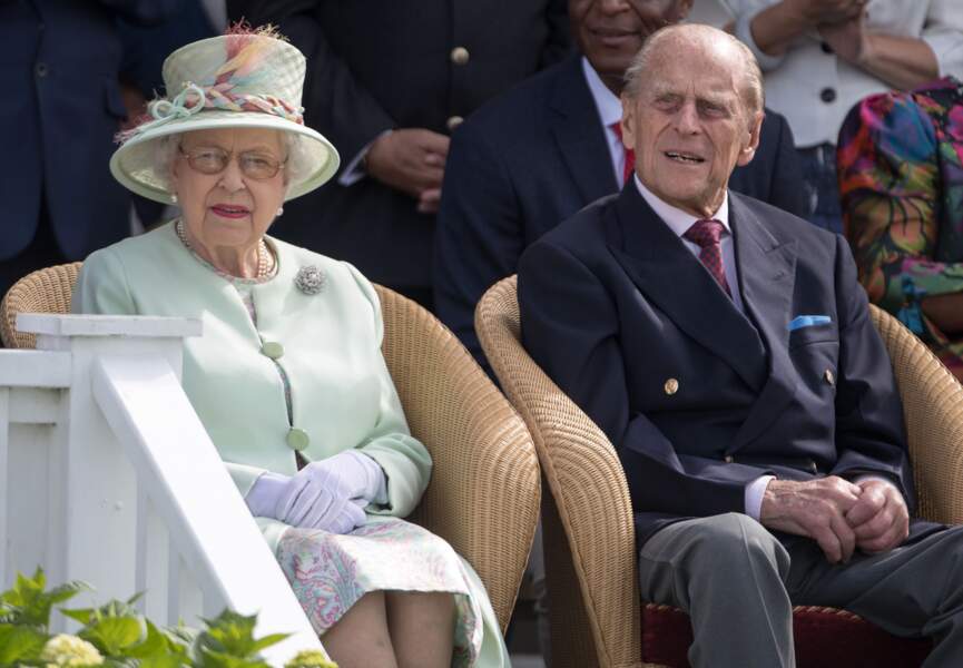  Les  premi res photos du prince Philip depuis son 