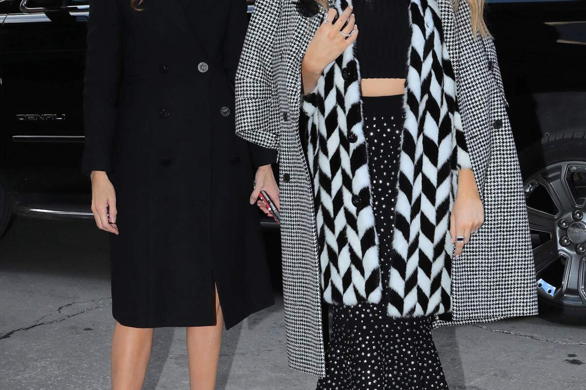 Blake Lively et sa sœur Robyn Lively, en duo à la fashion week Gala
