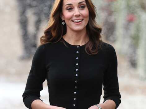 PHOTOS - Kate Middleton souriante en jupe écossaise pour la fête de Noël