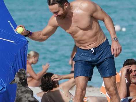 David Guetta et sa compagne Jessica Ledon, amoureux et très complices à la plage