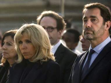 Brigitte Macron, très émue au côté de Christophe Castaner lors de la messe chrismale à Saint-Sulpice
