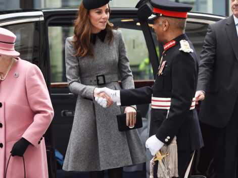 PHOTOS - Première sortie de Kate Middleton en solo avec la reine Elizabeth II