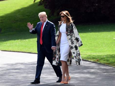 PHOTOS - Melania Trump, très printanière dans un fourreau blanc moulant et un manteau fleuri