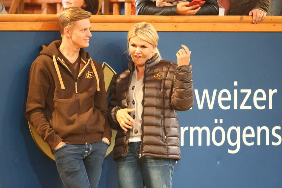 PHOTOS - La femme de Michael Schumacher et son fils complices… ensemble