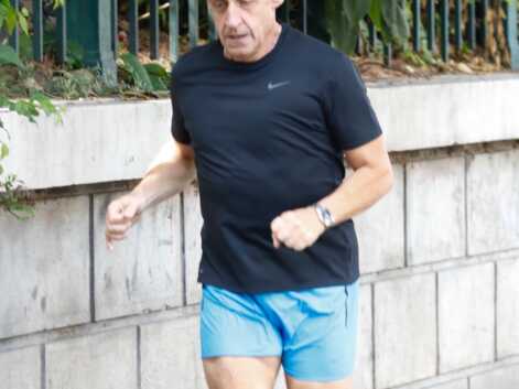 PHOTOS – Nicolas Sarkozy même à Athènes il fait son jogging