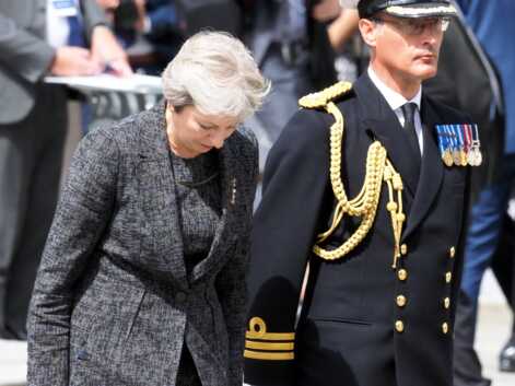 Centenaire de la bataille d'Amiens : le salut étonnant de Theresa May au prince William