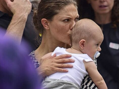 Victoria De Suede avec son bébé le Prince Oscar dans les rues de New-York