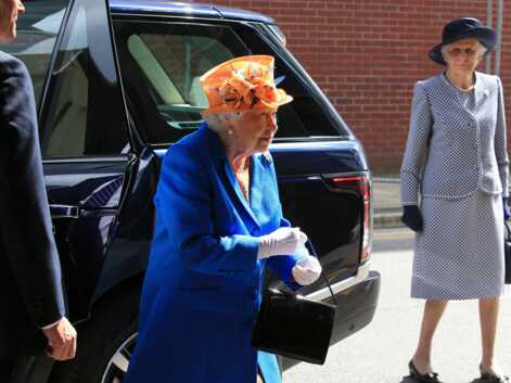 La reine Elizabeth II rend visite aux victimes de l'attentat de Manchester
