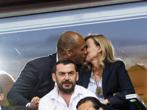 PHOTOS - Valérie Trierweiler et Romain Magellan échangent un baiser fougueux