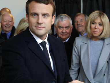 Look - Brigitte Macron élégante en gris pour fêter la victoire au premier tour de son époux