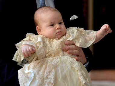 PHOTOS – Pour son baptême, le prince Louis recycle la tenue symbolique portée par George et Charlotte