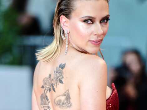 PHOTOS - Scarlett Johansson future mariée incendiaire en robe bustier pigeonnant
