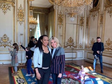 Brigitte Macron fait la joie de petits enfants à l'Elysée