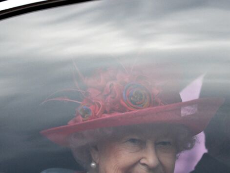 Elizabeth II, bon pied bon oeil au mariage de Gabriella Windsor