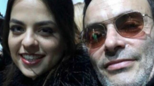Pourquoi Jamel Debbouze Porte Le Nom De Sa Mere PHOTO – Anouchka Delon rend hommage à sa maman - Gala