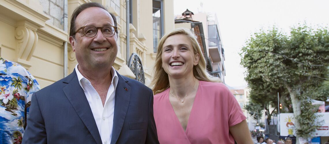 PHOTOS – François Hollande et Julie Gayet, en amoureux pour le concert d’Alain Souchon