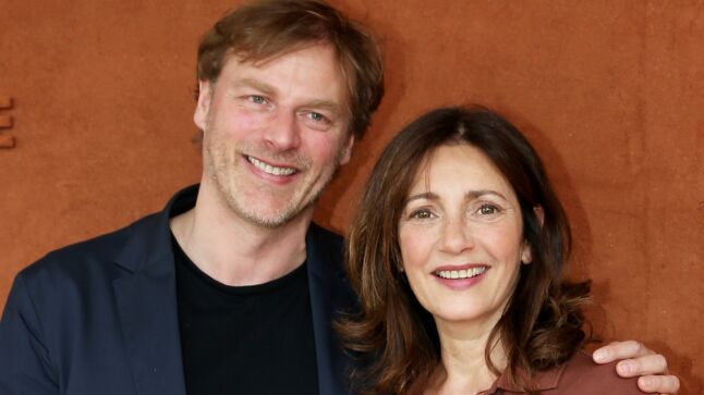 Qui Sont Les Parents De Valérie Karsenti Vidéo – Marc Lavoine et Valérie Karsenti: parents déjantés dans A tout