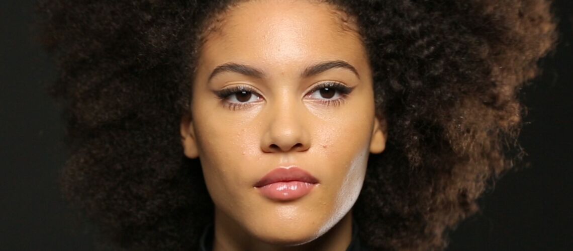 video – maquillage de fête : comment bien utiliser un eyeliner ? - gala