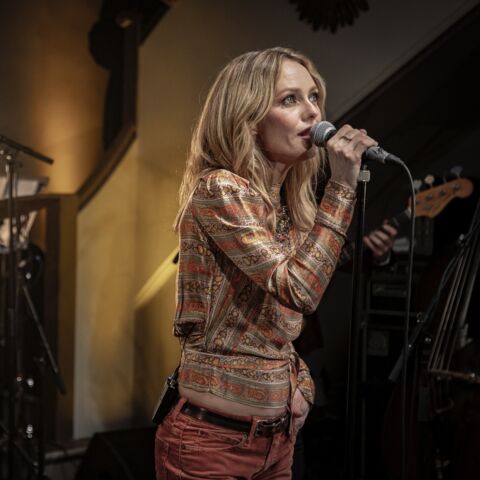 Vanessa Paradis chante son amour à Samuel Benchetrit lors d