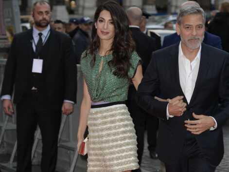 PHOTOS - Amal et George Clooney amoureux et radieux à Rome : ces gestes qui ne trompent pas