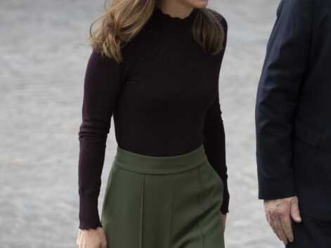 PHOTOS - Kate Middleton fait sensation avec un sac Chanel lors d'une visite surprise