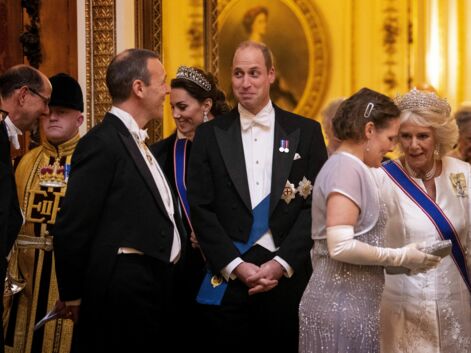PHOTOS - Kate Middleton et Camilla Parker Bowles : concours de diadèmes à Buckingham Palace !