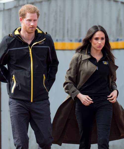 Le prince Harry et Meghan Markle assortis aux couleurs de l'Invictus Game, le 6 avril 2018.