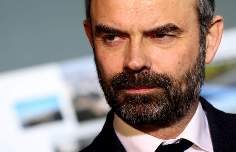 Apparition De Trou Dans La Barbe Edouard Philippe et sa barbe - Gala