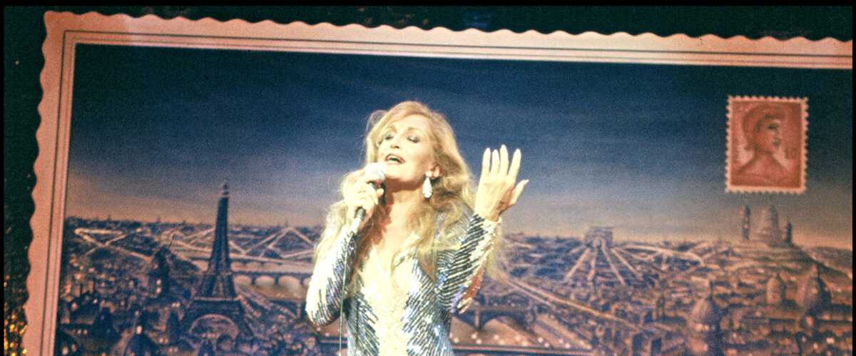 robe de dalida a vendre