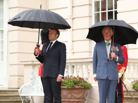 PHOTOS - Emmanuel Macron, le prince Charles et Camilla Parker Bowles pour les 80 ans de l'appel du général De Gaulle
