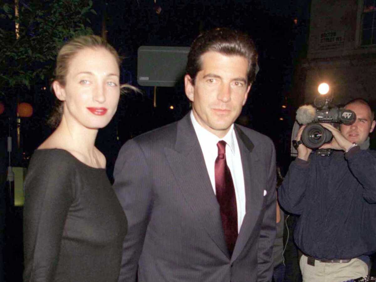 John John Kennedy et Carolyn Bessette : un couple au bord de l'implosion avant leur accident fatal