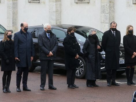 PHOTOS - Valéry Giscard d'Estaing inhumé dans la plus stricte intimité