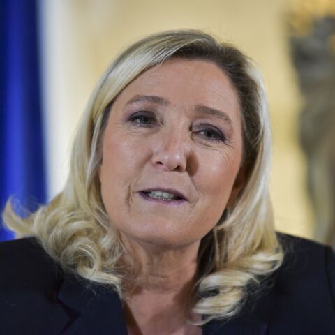 Marine Le Pen Et Les Chats Sa Passion Interpelle Gala