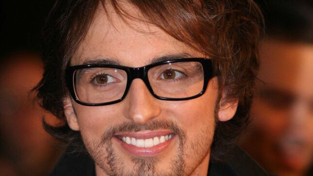 Christophe Willem Compagnon Le compagnon de Rose Laurens révèle qu’elle est décédée d’une longue
