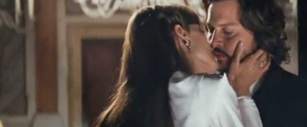 Video Johnny Depp Et Angelina Jolie Premieres Images De Leur Romance Gala