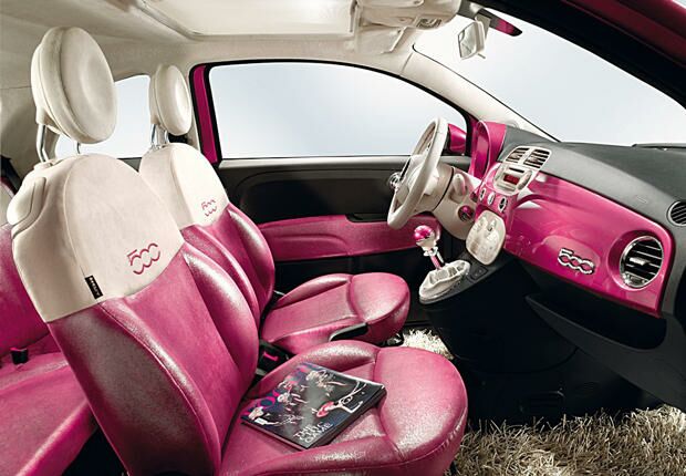 voiture de barbie fiat 500