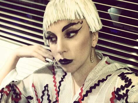 Les selfies beauté de Lady Gaga