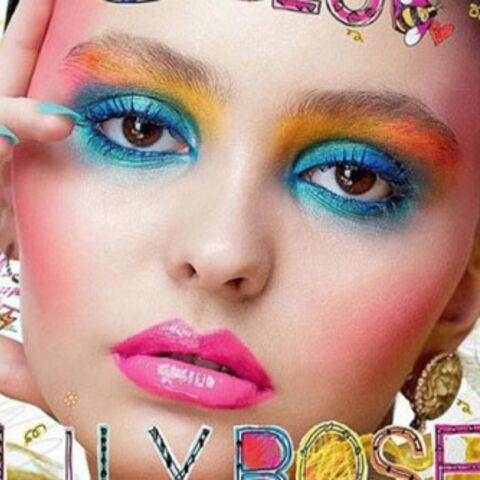 Maquillage outrancier pour Lily,Rose Depp