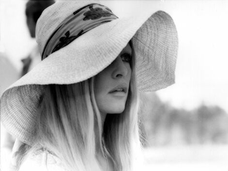 Photos - Féminine capeline: de Brigitte Bardot à Blake Lively