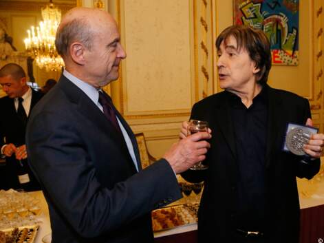 Serge Lama reçu à la mairie de Bordeaux